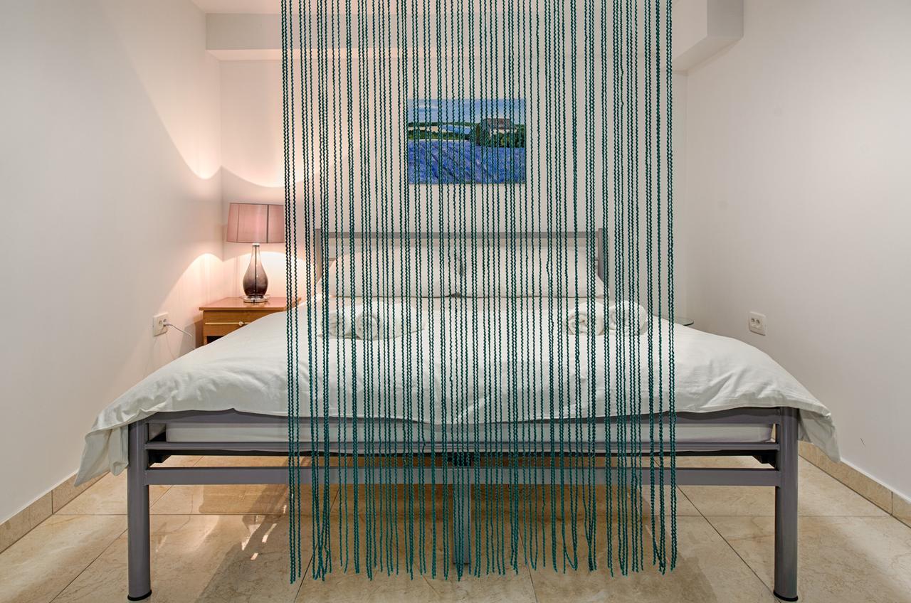Cezar Luxury Apartment Омиш Экстерьер фото